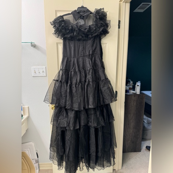 Katakomb Wednesday Raven dress New with tagg - Picture 4 of 5